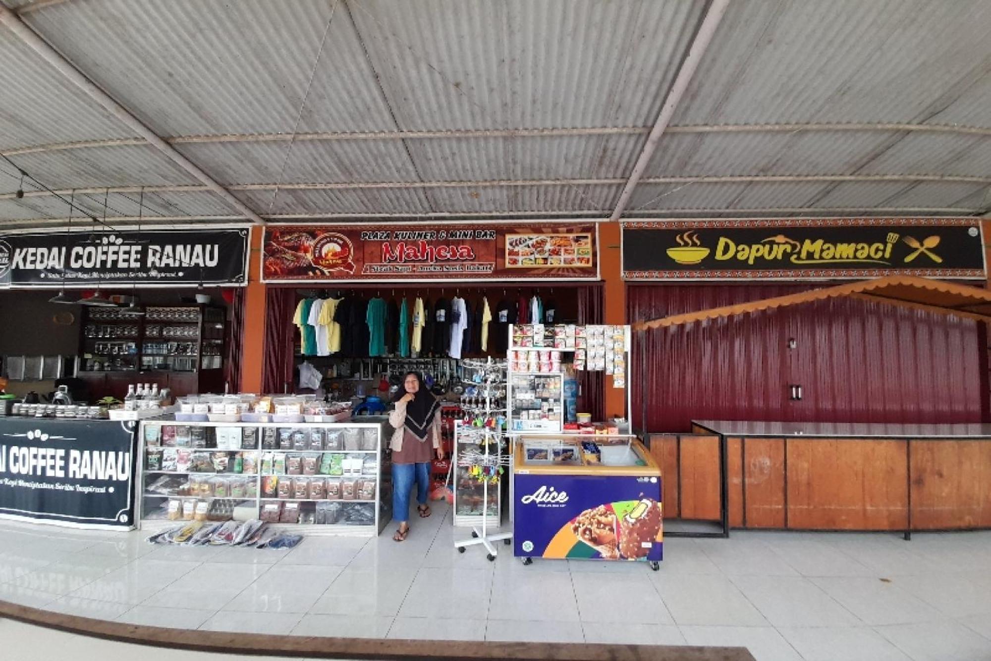 Oyo Homes 91248 Desa Wisata Banding Agung Danau Ranau エクステリア 写真